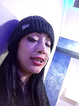 Danielita2025 online show from 09-27-25, 04:18