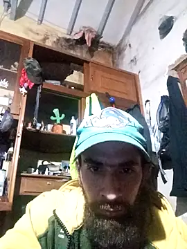 hairy mannn online show from 11-14-25, 01:04