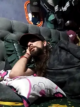 Snapshot of hairy_mannn chatting on 02-08-26, 03:26 hairy mannn online show from 02-08-26, 03:26