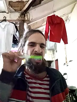 hairy mannn online show from 10-24-25, 05:28