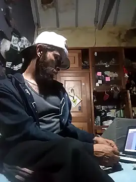 Snapshot of hairy_mannn chatting on 05-02-26, 03:56 hairy mannn online show from 05-02-26, 03:56