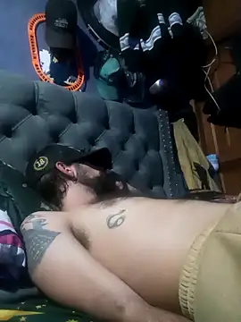 Snapshot of hairy_mannn chatting on 02-22-26, 02:03 hairy mannn online show from 02-22-26, 02:03