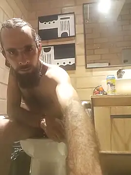 Snapshot of hairy_mannn chatting on 06-18-26, 07:18 hairy mannn online show from 06-18-26, 07:18
