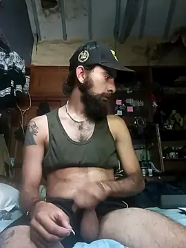 Snapshot of hairy_mannn chatting on 05-07-26, 01:25 hairy mannn online show from 05-07-26, 01:25