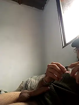 hairy mannn online show from 10-27-25, 02:18