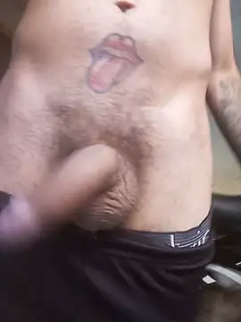 Snapshot of hairy_mannn chatting on 05-24-26, 12:16 hairy mannn online show from 05-24-26, 12:16