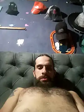 Snapshot of hairy_mannn chatting on 02-24-26, 01:28 hairy mannn online show from 02-24-26, 01:28