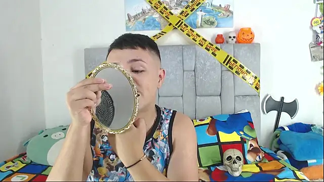 christopher Hot online show from 10-21-25, 12:43