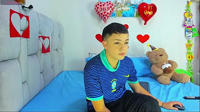 christopher Hot online show from 02-09-26, 10:52