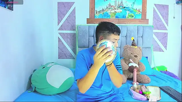 christopher Hot online show from 02-26-26, 05:24