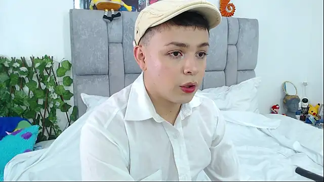 christopher Hot online show from 10-03-25, 09:16