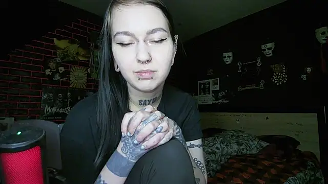 Snapshot of MessalinaOfficial chatting on 07-09-26, 04:13 MessalinaOfficial online show from 07-09-26, 04:13
