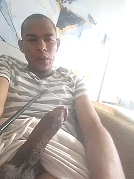 Snapshot of LuciousLyon chatting on 11-07-25, 10:57 LuciousLyon online show from 11-07-25, 10:57