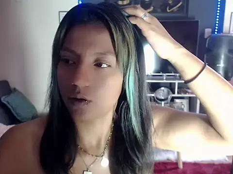 Snapshot of ScarletSizzling chatting on 10-02-25, 12:52 ScarletSizzling online show from 10-02-25, 12:52