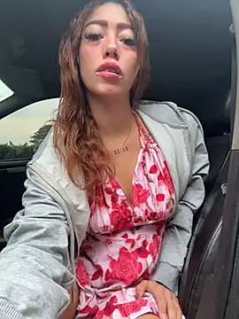 roxyrougee online show from 03-11-26, 11:48