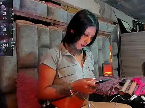 Snapshot of missashlyrosette chatting on 11-14-25, 04:05 missashlyrosette online show from 11-14-25, 04:05