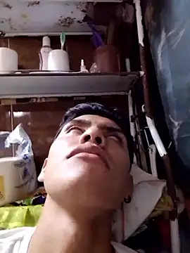 aispuro8505 online show from 11-03-25, 07:02