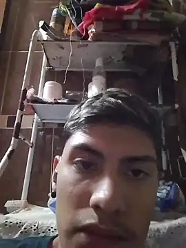 aispuro8505 online show from 03-13-26, 06:51