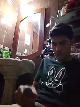 aispuro8505 online show from 02-10-26, 07:29