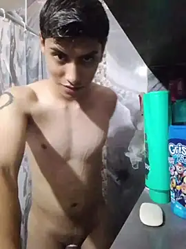 aispuro8505 online show from 04-12-26, 07:33