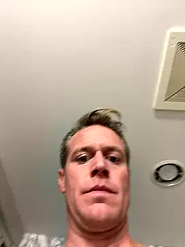 DILFiGuess11 online show from 10-30-25, 06:12