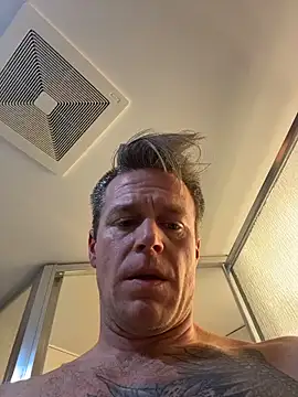 DILFiGuess11 online show from 01-15-26, 03:43