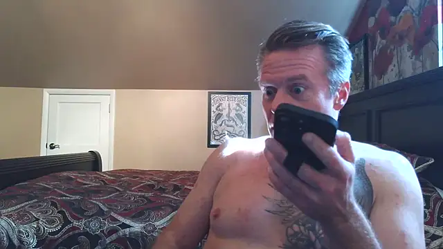 Snapshot of DILFiGuess11 chatting on 05-13-26, 08:38 DILFiGuess11 online show from 05-13-26, 08:38