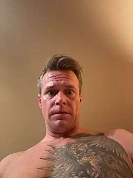 DILFiGuess11 online show from 11-24-25, 04:23