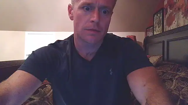 DILFiGuess11 online show from 06-25-26, 04:21
