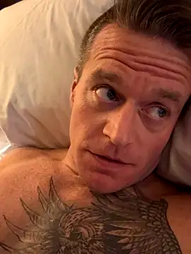 DILFiGuess11 online show from 11-14-25, 06:06