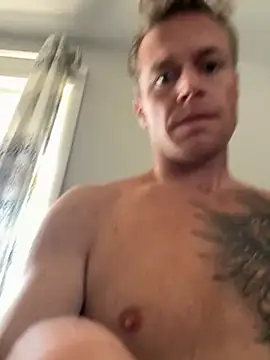 DILFiGuess11 online show from 10-01-25, 05:17