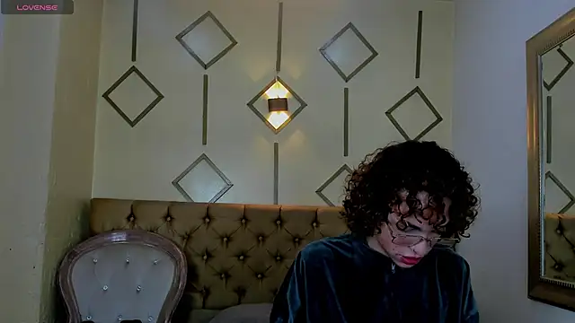 Aaron Fordd online show from 09-18-25, 01:14