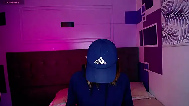 Aaron Fordd online show from 10-25-25, 05:24