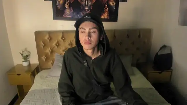 Aaron Fordd online show from 09-25-25, 07:09