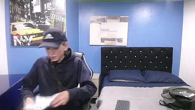 Aaron Fordd online show from 10-03-25, 07:26