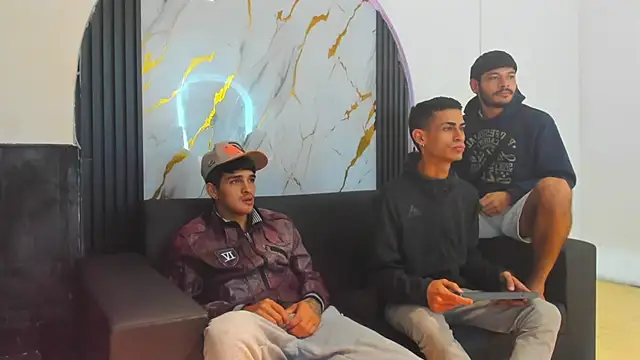 Golldens Dreamss online show from 11-20-25, 11:44