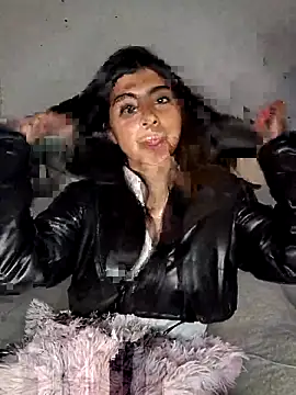 DianeSuns  online show from 10-07-25, 02:34