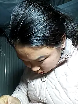 may-squirl online show from 11-20-25, 02:07