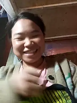 may-squirl online show from 11-05-25, 08:06