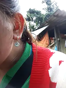 may-squirl online show from 12-15-25, 06:08