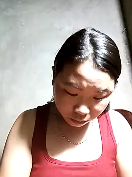 may-squirl online show from 10-04-25, 11:28