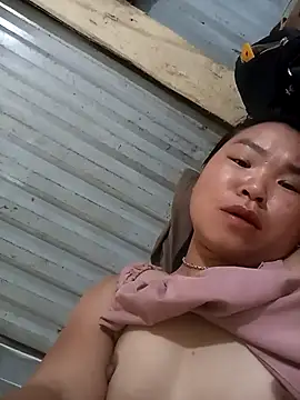 may-squirl online show from 10-11-25, 01:17