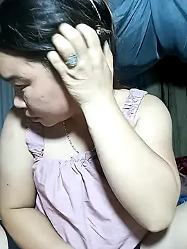 may-squirl online show from 11-06-25, 12:09