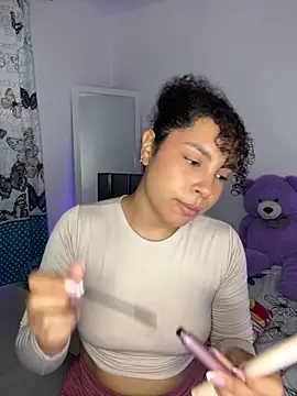 ViolettaMiller  online show from 11-07-25, 01:15