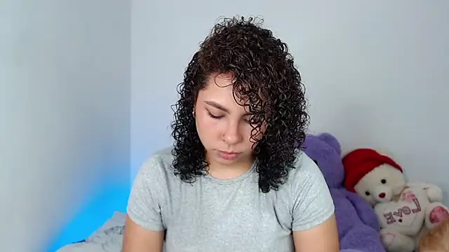 ViolettaMiller  online show from 02-02-26, 01:10