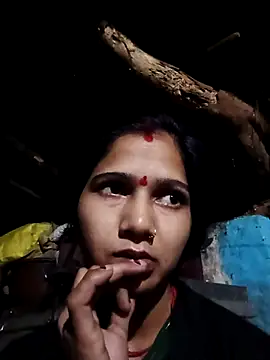 Snapshot of Jooli_xx chatting on 02-21-26, 09:06 Jooli xx online show from 02-21-26, 09:06