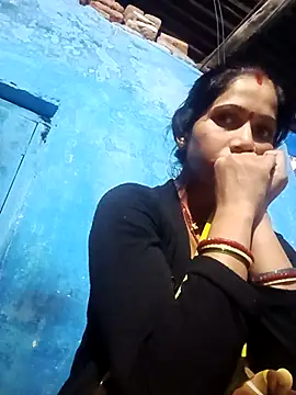 Snapshot of Jooli_xx chatting on 02-25-26, 01:00 Jooli xx online show from 02-25-26, 01:00