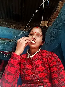 Snapshot of Jooli_xx chatting on 02-27-26, 03:18 Jooli xx online show from 02-27-26, 03:18