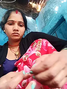 Jooli xx online show from 04-11-26, 07:45