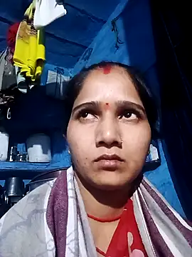 Jooli xx online show from 04-08-26, 04:19